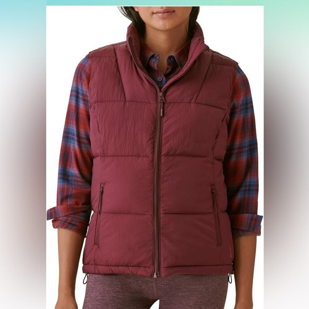 Bass Outdoor Womens Quilted Puffer Vest Red Square Gilet Zip Up Jacket Medium